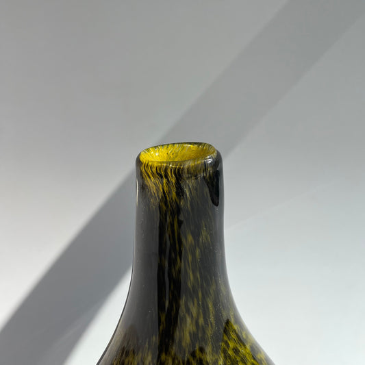 Vaso Soprado Preto & Amarelo