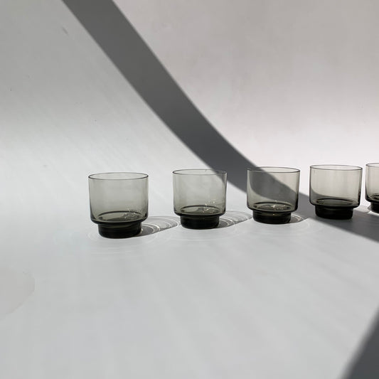 Copos Cinzas Médios