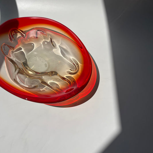 Centro Amorfo Vermelho