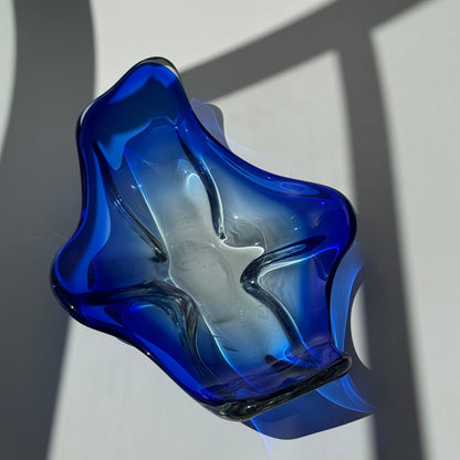 Centro Amorfo Azul
